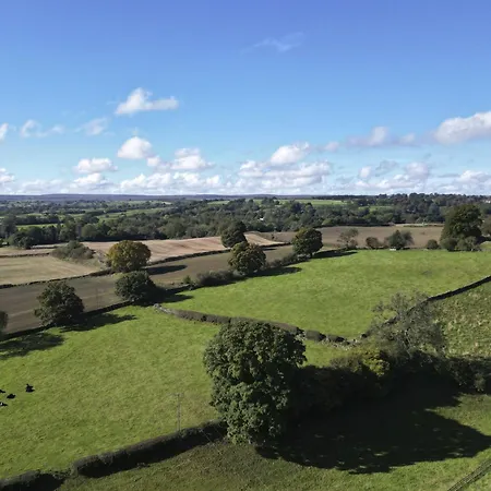 The Stables بيت للعطل *