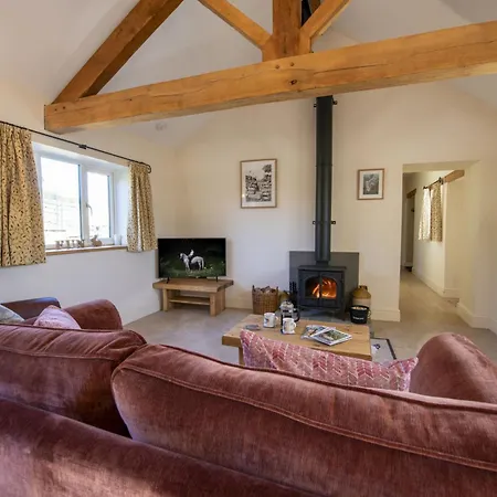 بيت للعطل The Stables *